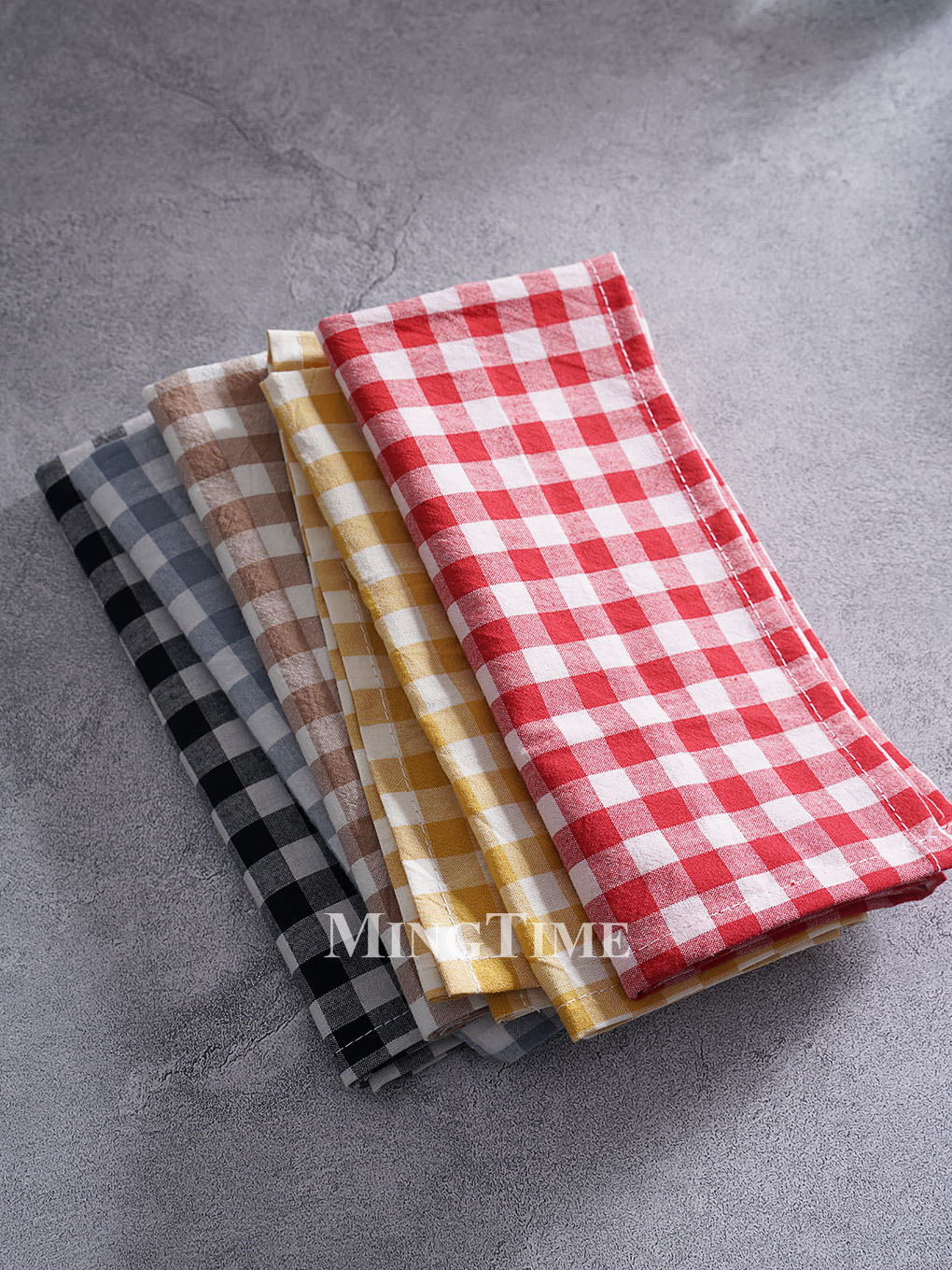 Serwetka w kratkę gingham 42cm – Yellow Desk Setup recenzja i cena